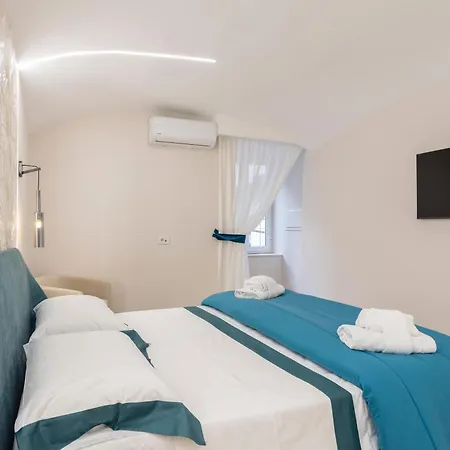 Chiatamone Seafront * Nápoles